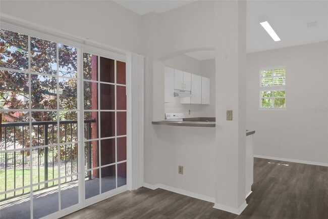 Building Photo - 1325 Rotonda Point