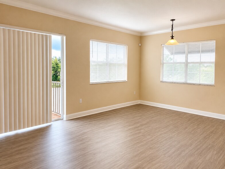 Building Photo - 4620 Pga Blvd