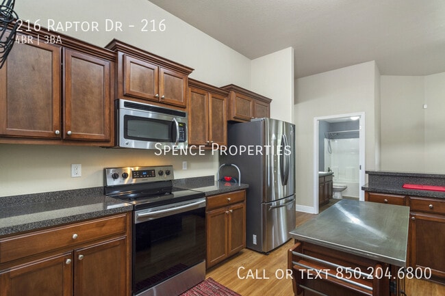 Building Photo - 216 Raptor Dr