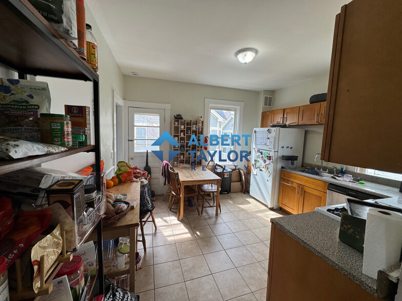 Primary Photo - 378 Washington St