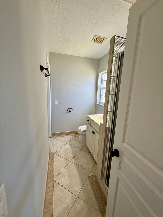 Building Photo - 4/3 WINTER PARK POOL HOME WITH WINTER PARK SCHOOLS! (Orange County Winter Park Schools)