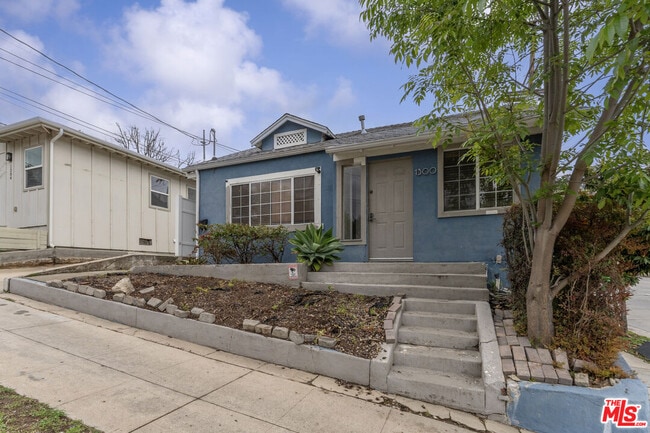 Building Photo - 1300 Sanborn Ave