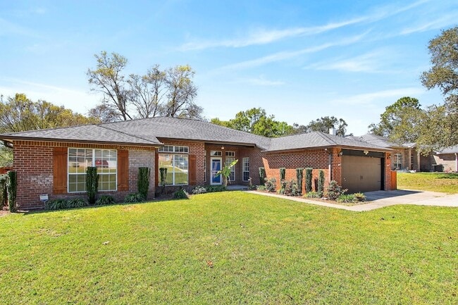 Building Photo - 1249 Northview Dr