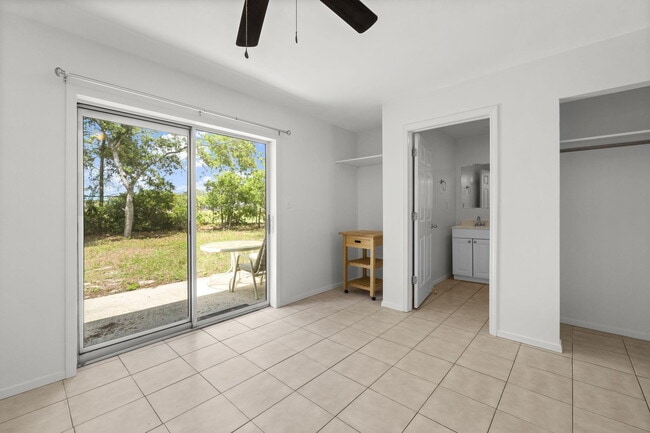 Building Photo - 133 Sunrise Cir