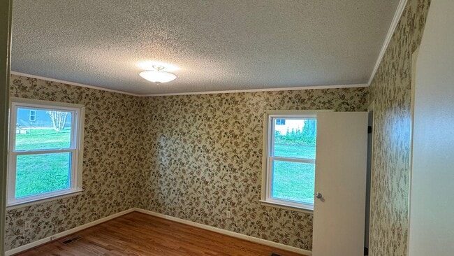 Building Photo - 220 Wilkins Ave