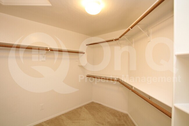 Building Photo - 3698 E Kimball Rd