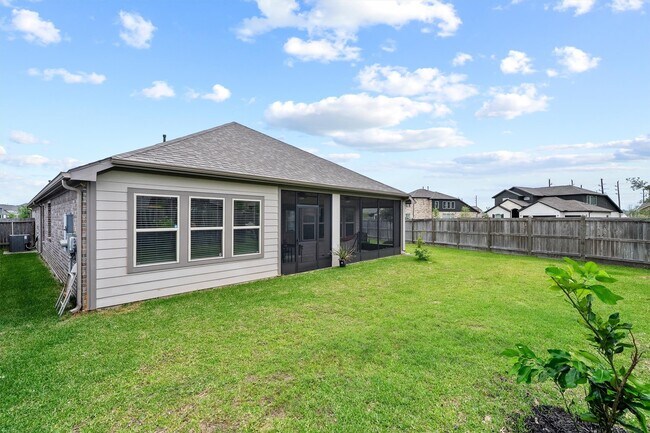 Building Photo - 6303 Cambrai Wood Ln