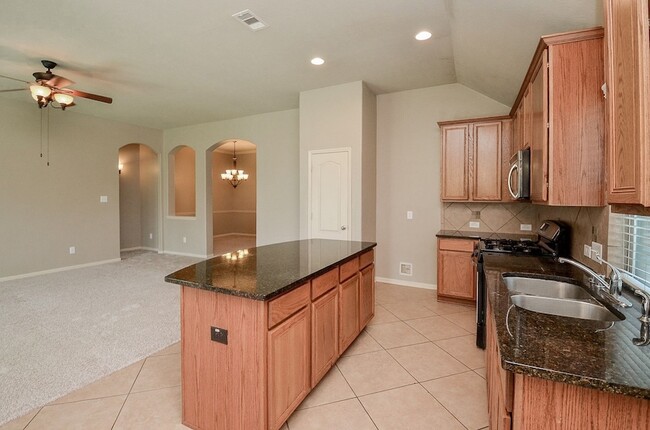 Building Photo - 5205 Kendall Glen Ct