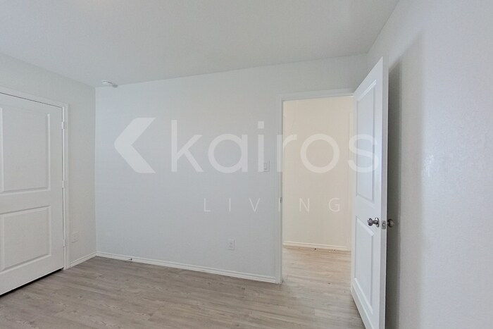 Building Photo - 14318 Calaveras Creek