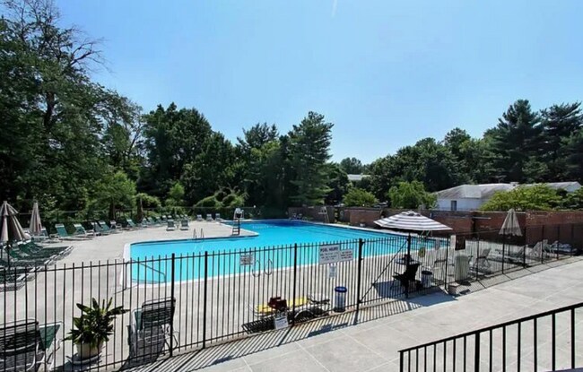 Building Photo - 7720 Tremayne Pl