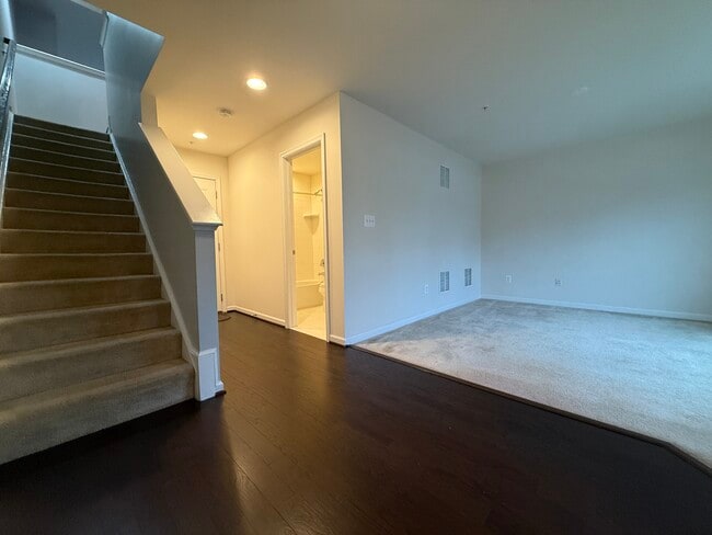 Building Photo - 8414 Pine Bluff Rd