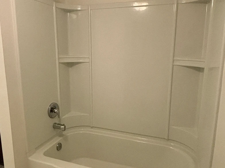 Second Bathroom Tub - 1601 Big Tree Rd