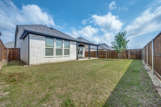Building Photo - 204 Savannah Ln