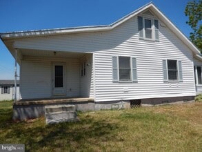 Building Photo - 16226 Little Ferry Rd