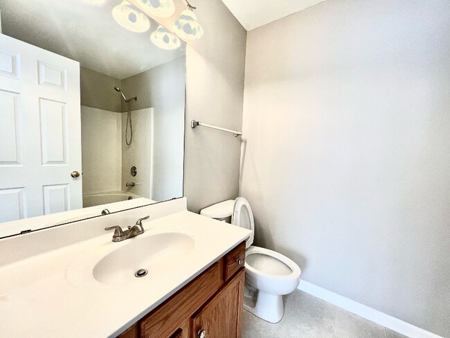 Building Photo - 2852 Summergrove Ct