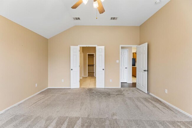 Building Photo - 3400 Trickling Springs Way