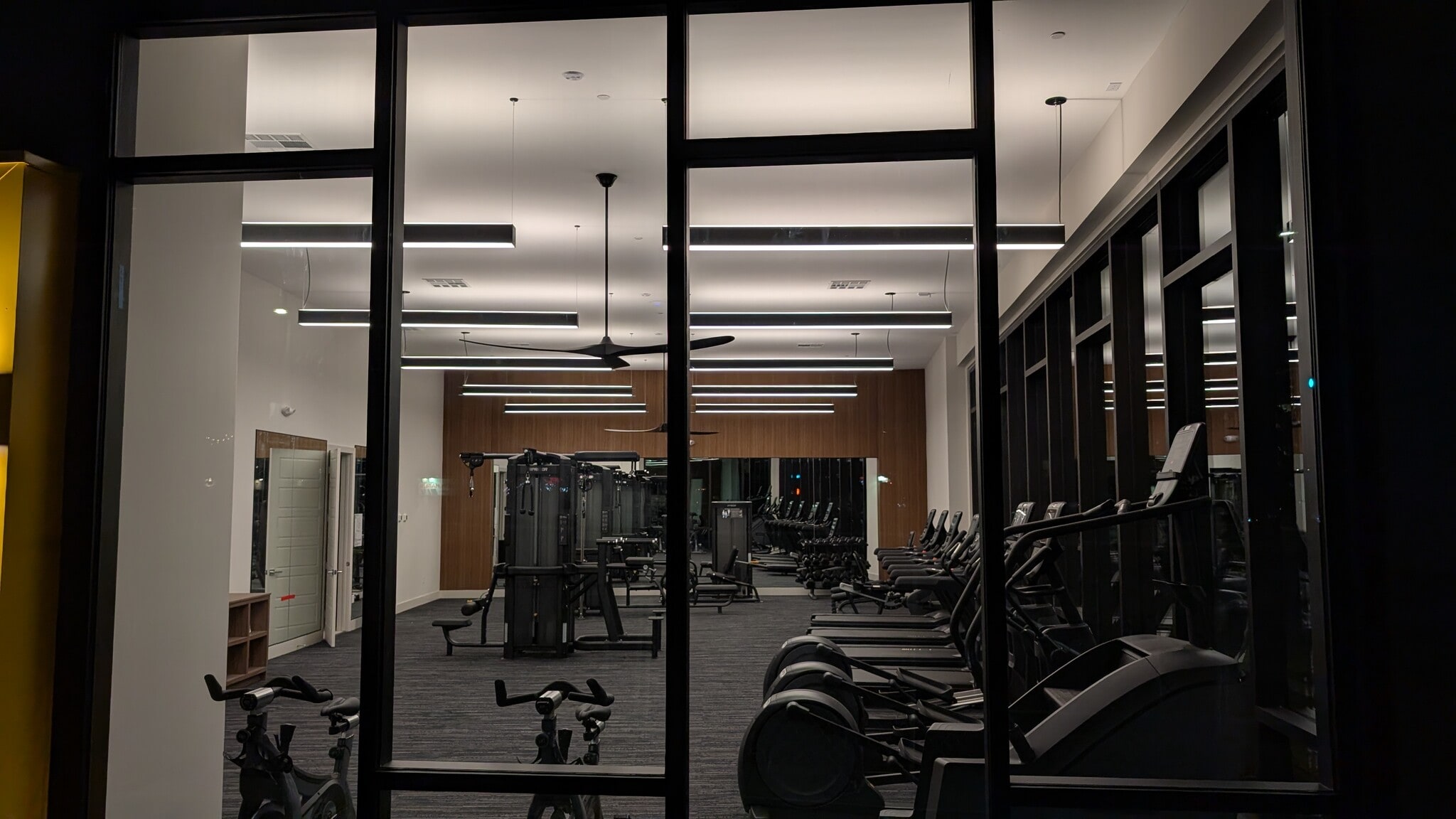 Building Photo - 3328 Flash Cmn