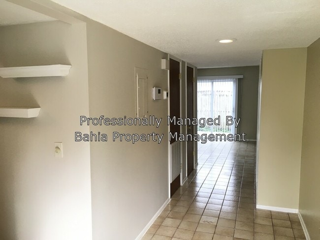 Building Photo - 3432 Sunrise Villas Ct