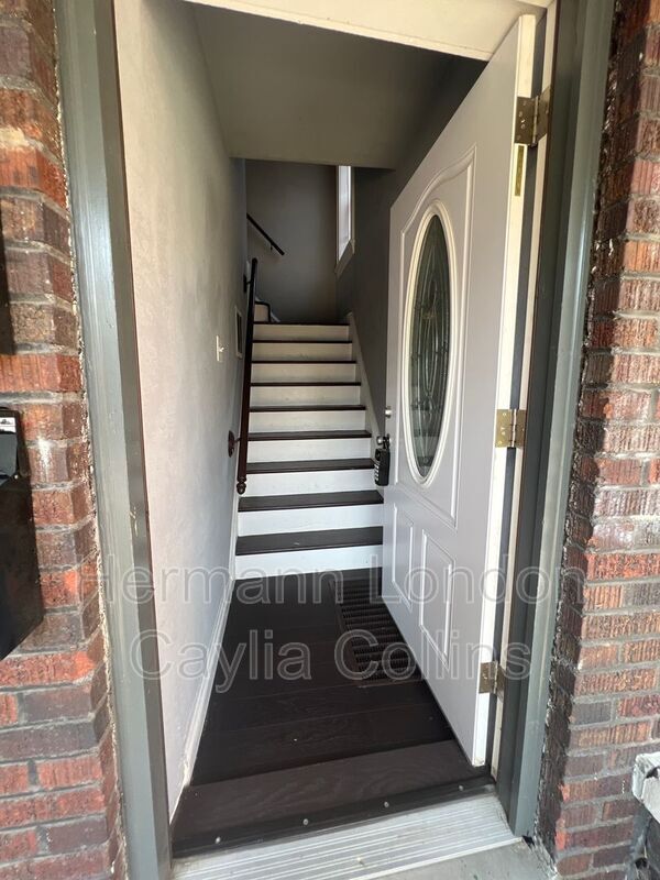Building Photo - 4413 Delor St