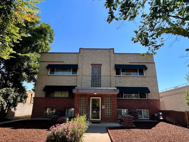 Primary Photo - 2 Bedroom Condo in Park Hill, Denver