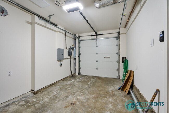 Building Photo - Richmond District: Newly Renovated Single Family Home w/ Smart Features & EV-Ready Garage