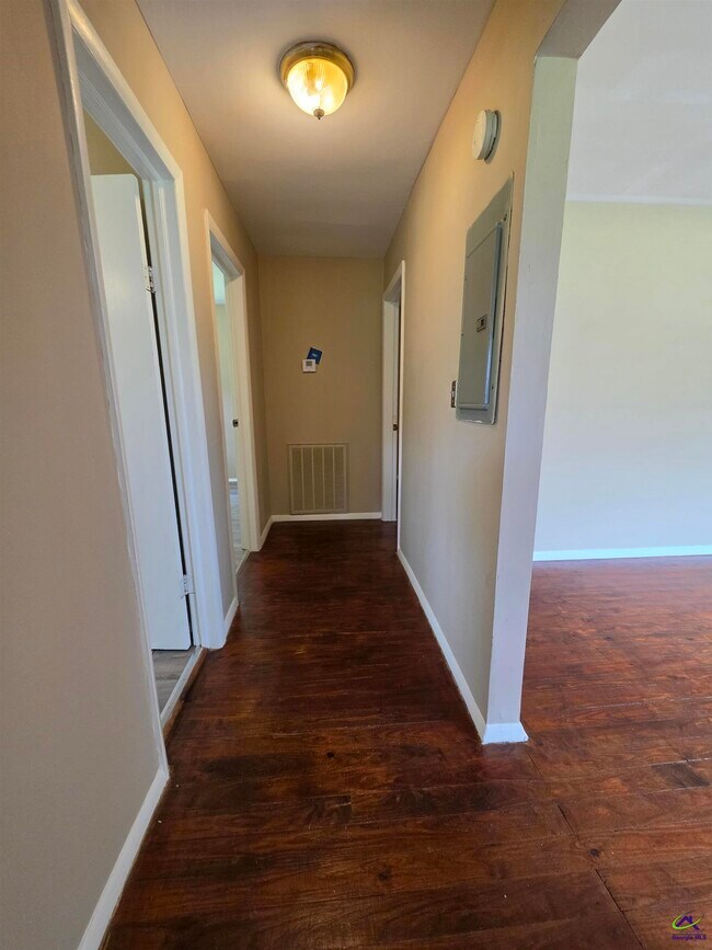 Building Photo - 137 GA-257