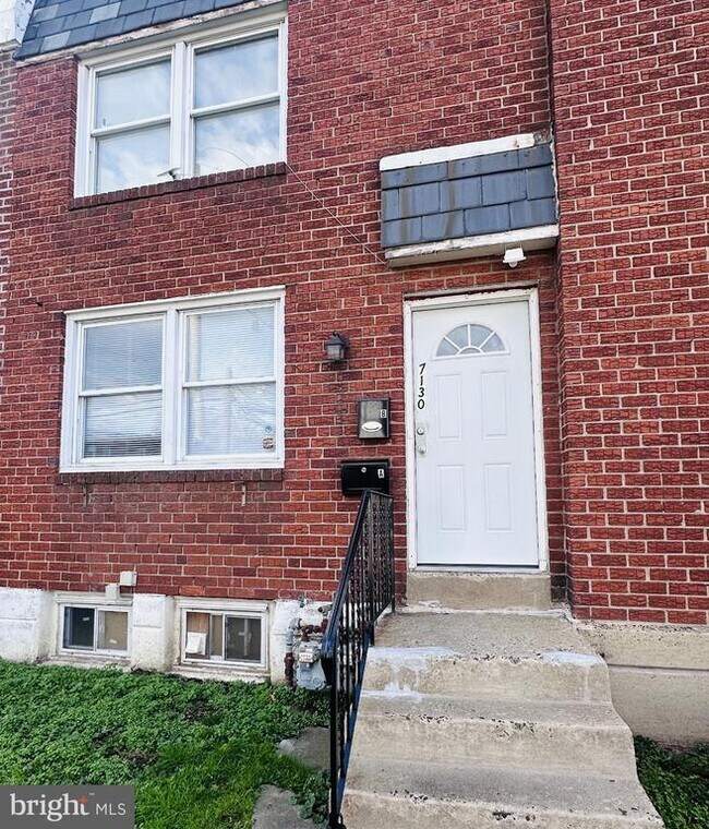 Building Photo - 7130 Clinton Rd