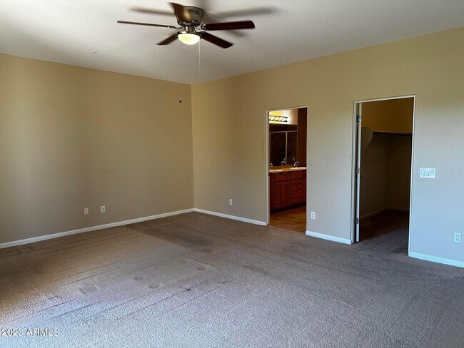 Building Photo - 16729 E Westby Dr