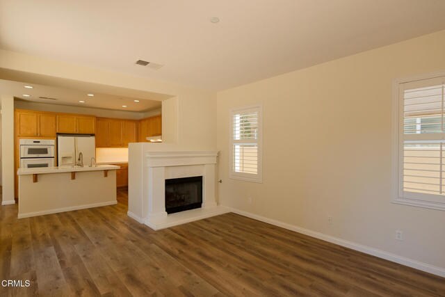 Building Photo - 326 Lakeview Ct