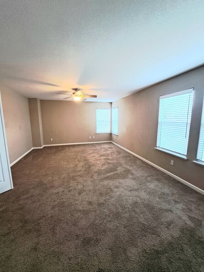 Building Photo - 5090 Napa Shore Dr