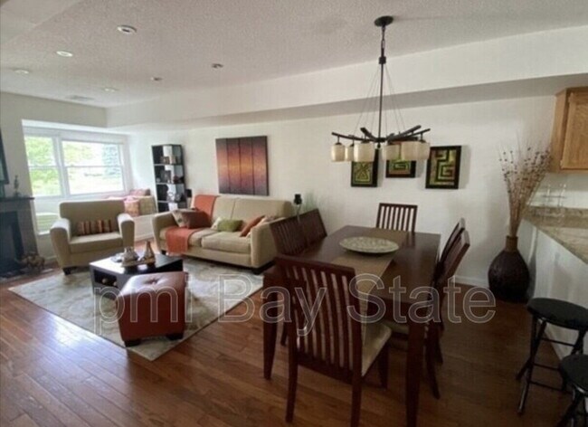 Building Photo - 10 Merganser Way