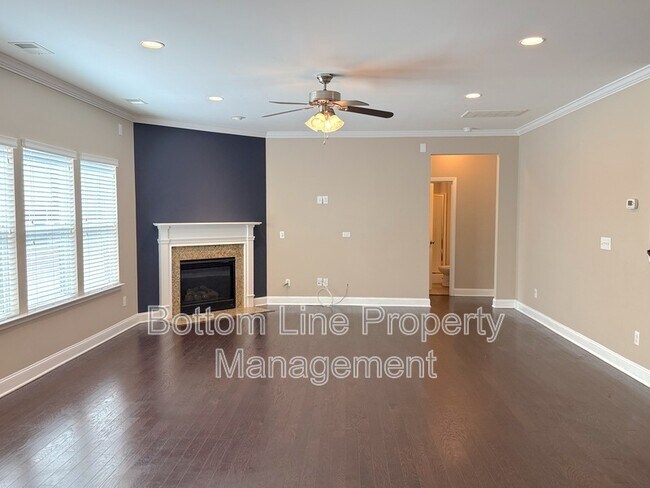 Building Photo - 178 Alexandria Dr