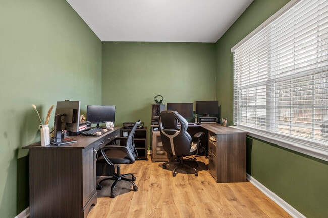 Building Photo - 68 Black Crk Dr