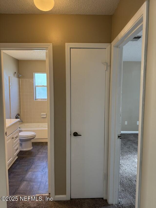 Building Photo - 2654 Hidden Village Dr