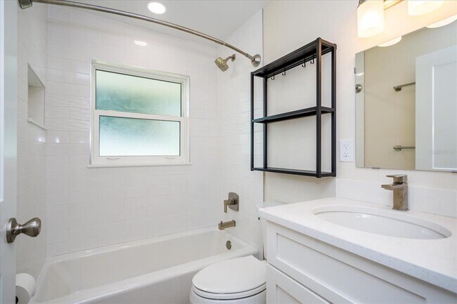 Building Photo - 1514 Nevada Ave