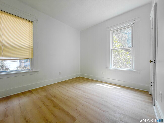 Building Photo - 445 Dixwell Ave