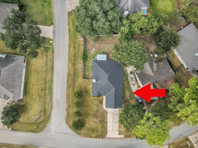 Building Photo - 10486 Twin Circles Dr