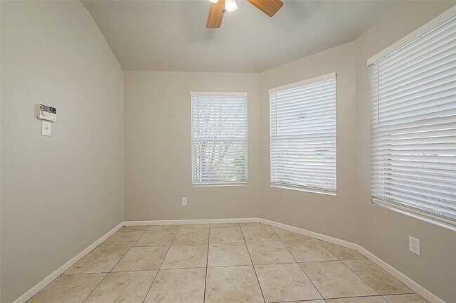 Building Photo - 1202 Sabine Brook Way