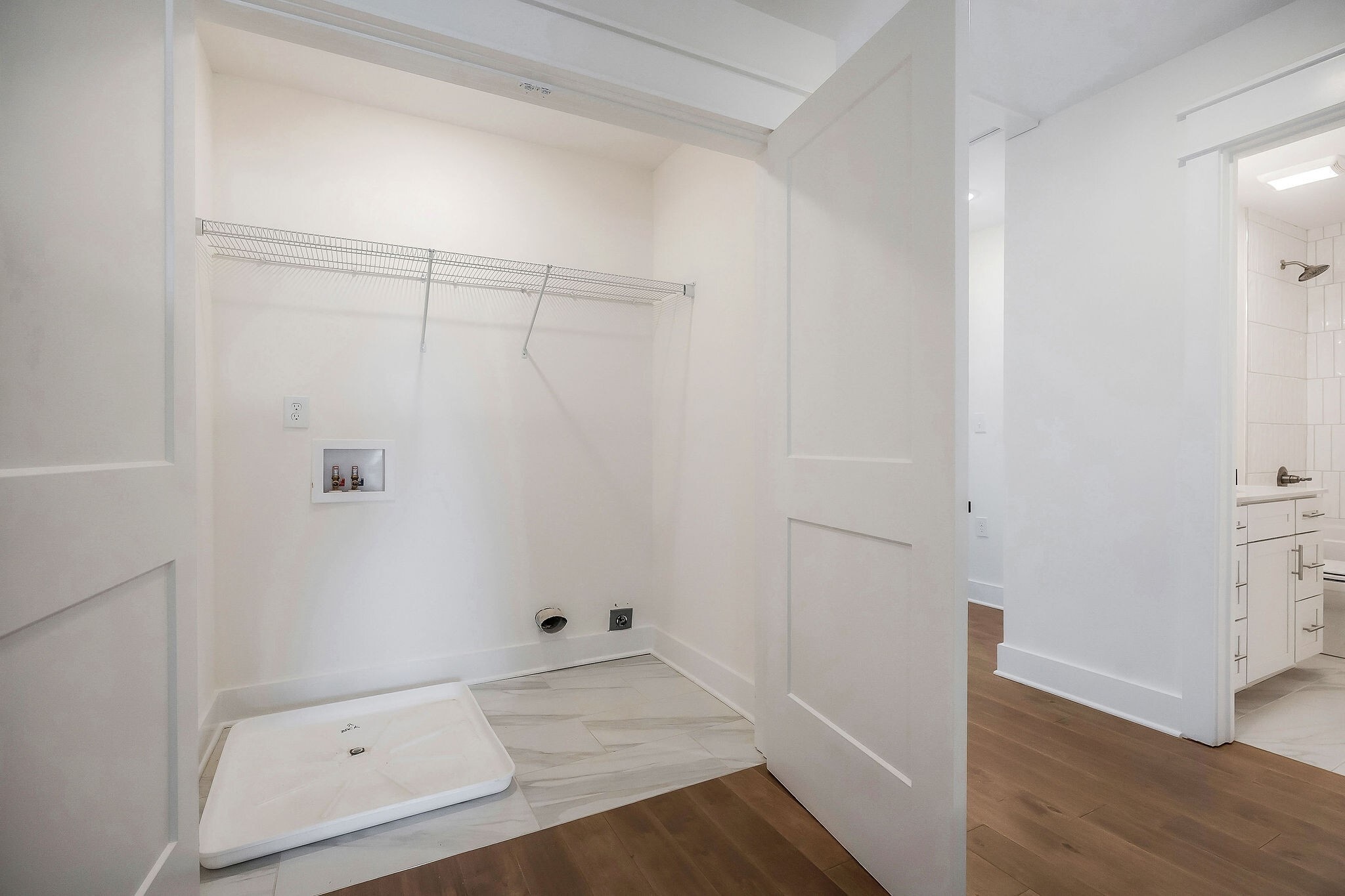 Building Photo - 207 S High St