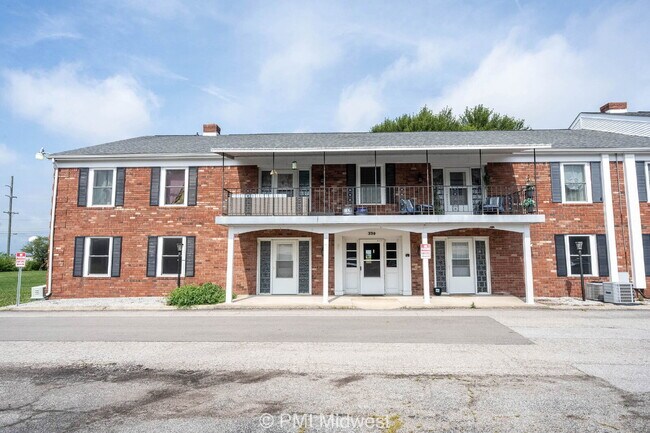 Primary Photo - 330 Progress Rd