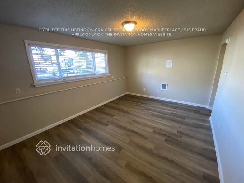 Building Photo - 3725 SW 332nd Pl