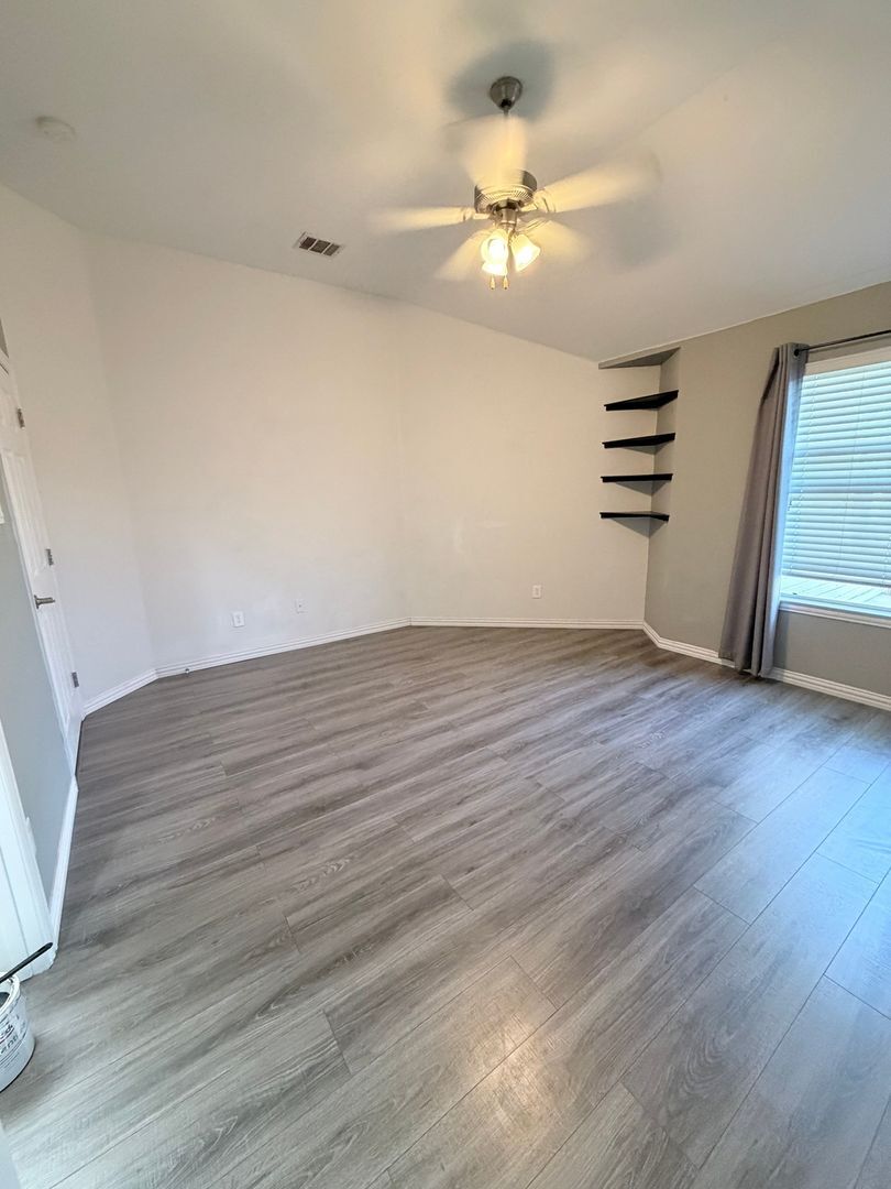 Building Photo - 9108 Gristmill Ct