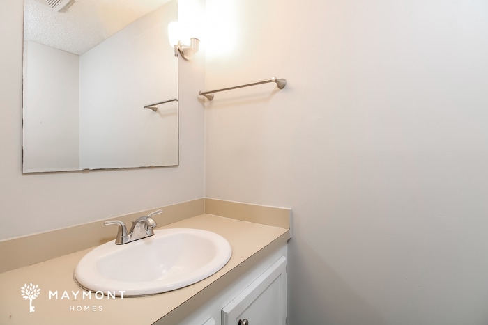 Building Photo - 1 Bradley Ct