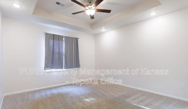 Building Photo - 3312 SE 22nd St