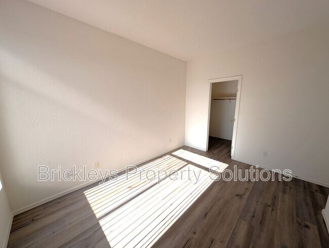 Building Photo - 3393 E Wyatt Way