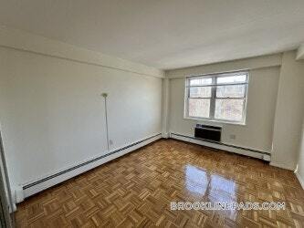 Building Photo - 185 Freeman St