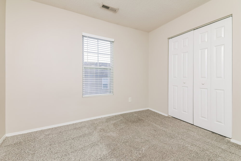 Building Photo - 3032 Van Dorn Rd