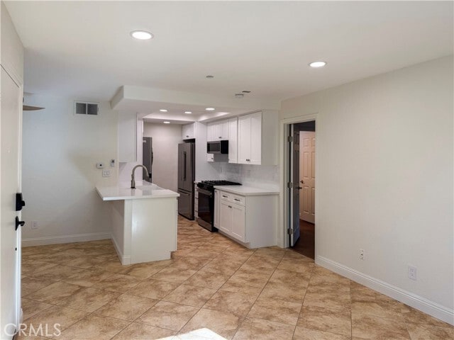 Building Photo - 1042 Calle Del Cerro