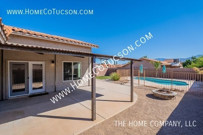 Building Photo - 2581 W Camino De La Joya