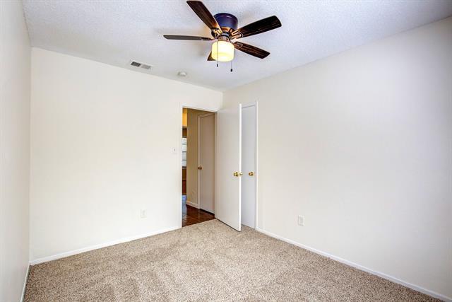Building Photo - 2441 Sweetwood Dr